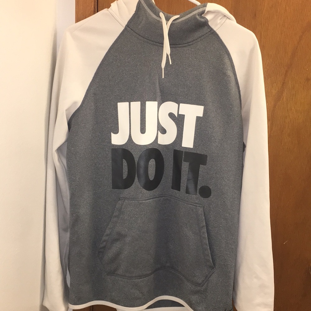 Nike Pullover Hoodie